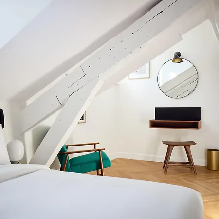 Rendez-vous Batignolles 3* Paris