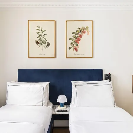 Hotel Rendez-vous Batignolles 3*
