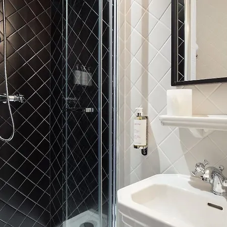 Rendez-vous Batignolles Hotel 3*
