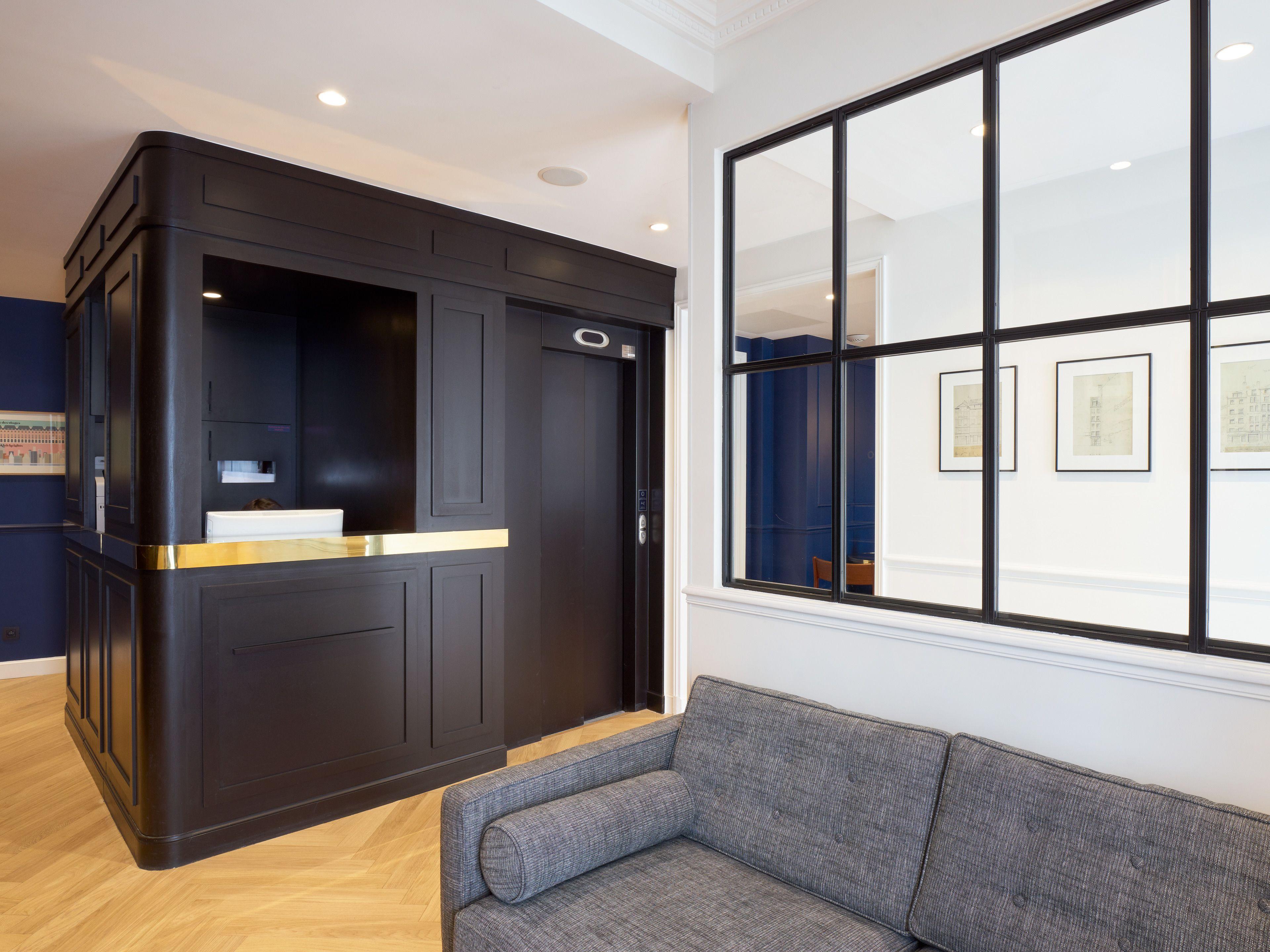 Hotel Rendez-vous Batignolles 3*