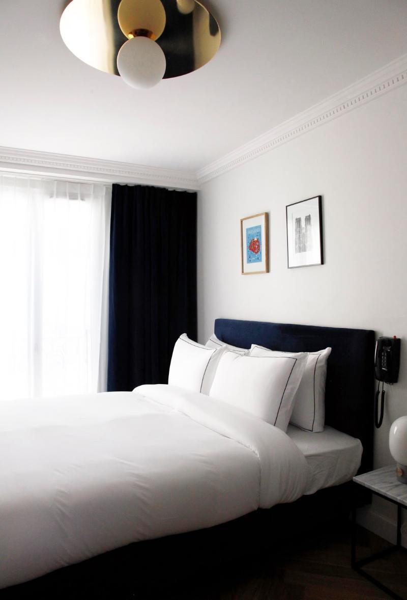 Hotel Rendez-vous Batignolles 3*