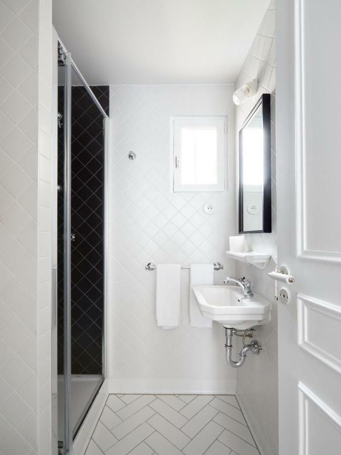 Hotel Rendez-vous Batignolles Parigi