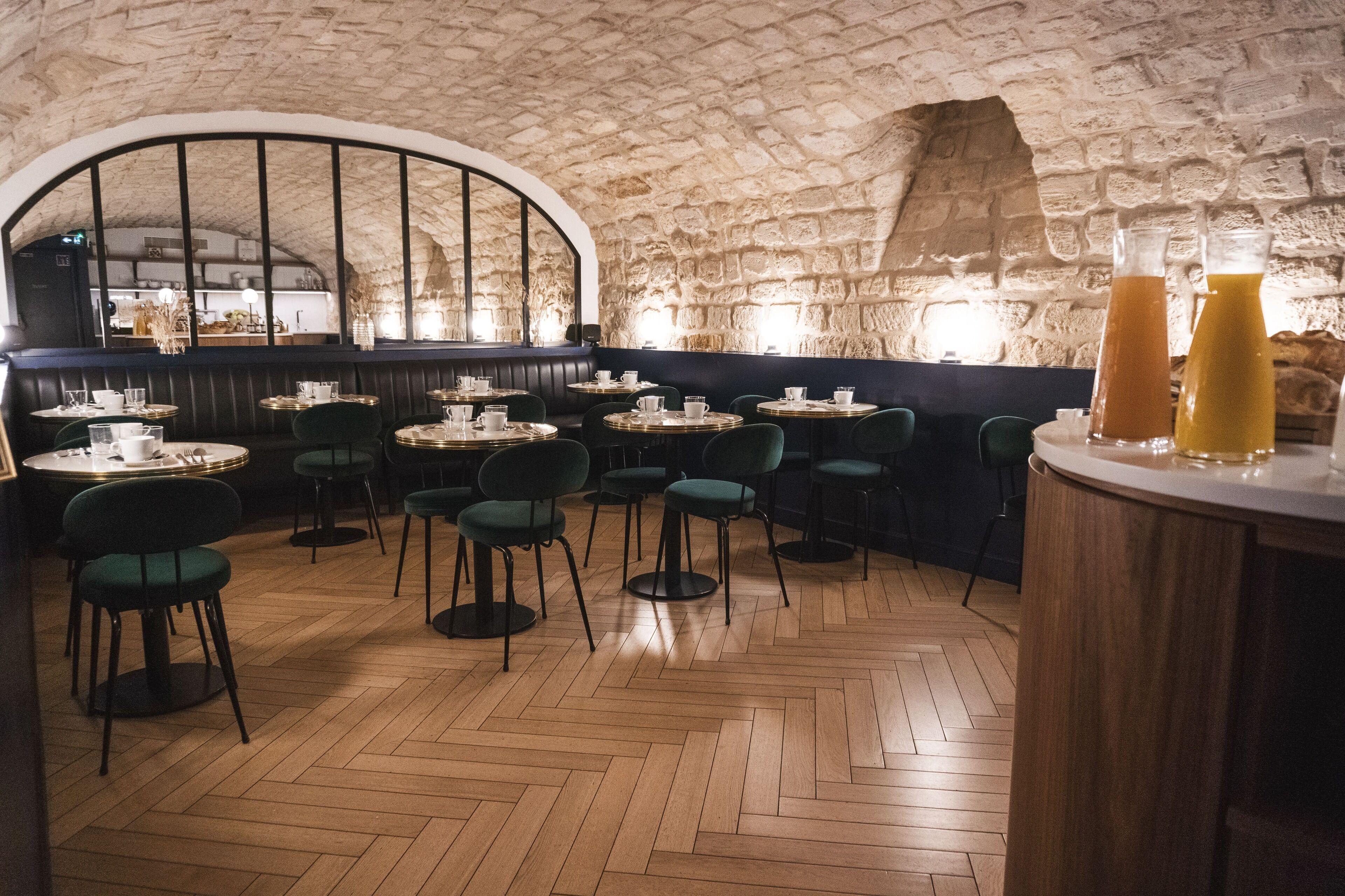 Rendez-vous Batignolles 3* Paris